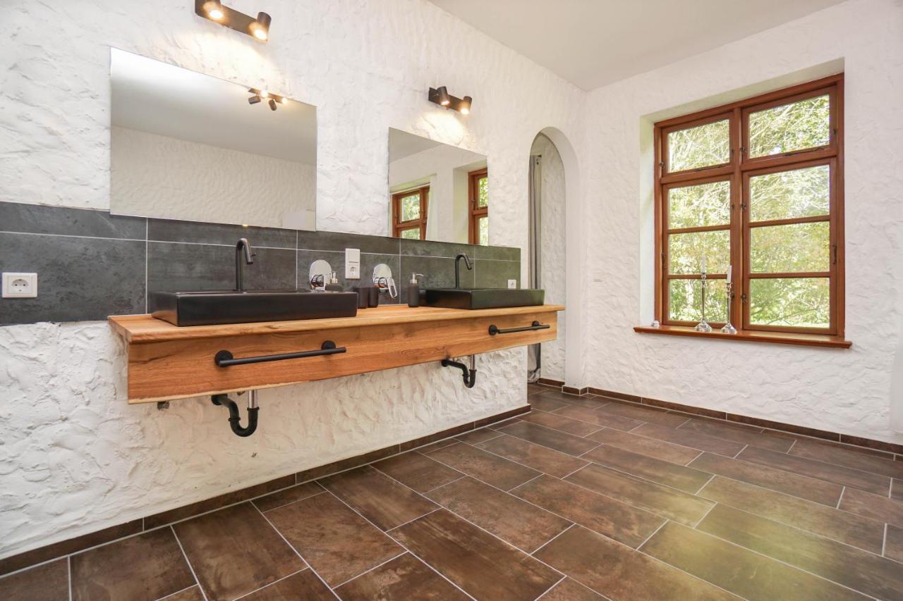 Ruhe Unter Reet-Haus Mit Sauna, Whirlpool Und Kamin Gnarrenburg Ngoại thất bức ảnh