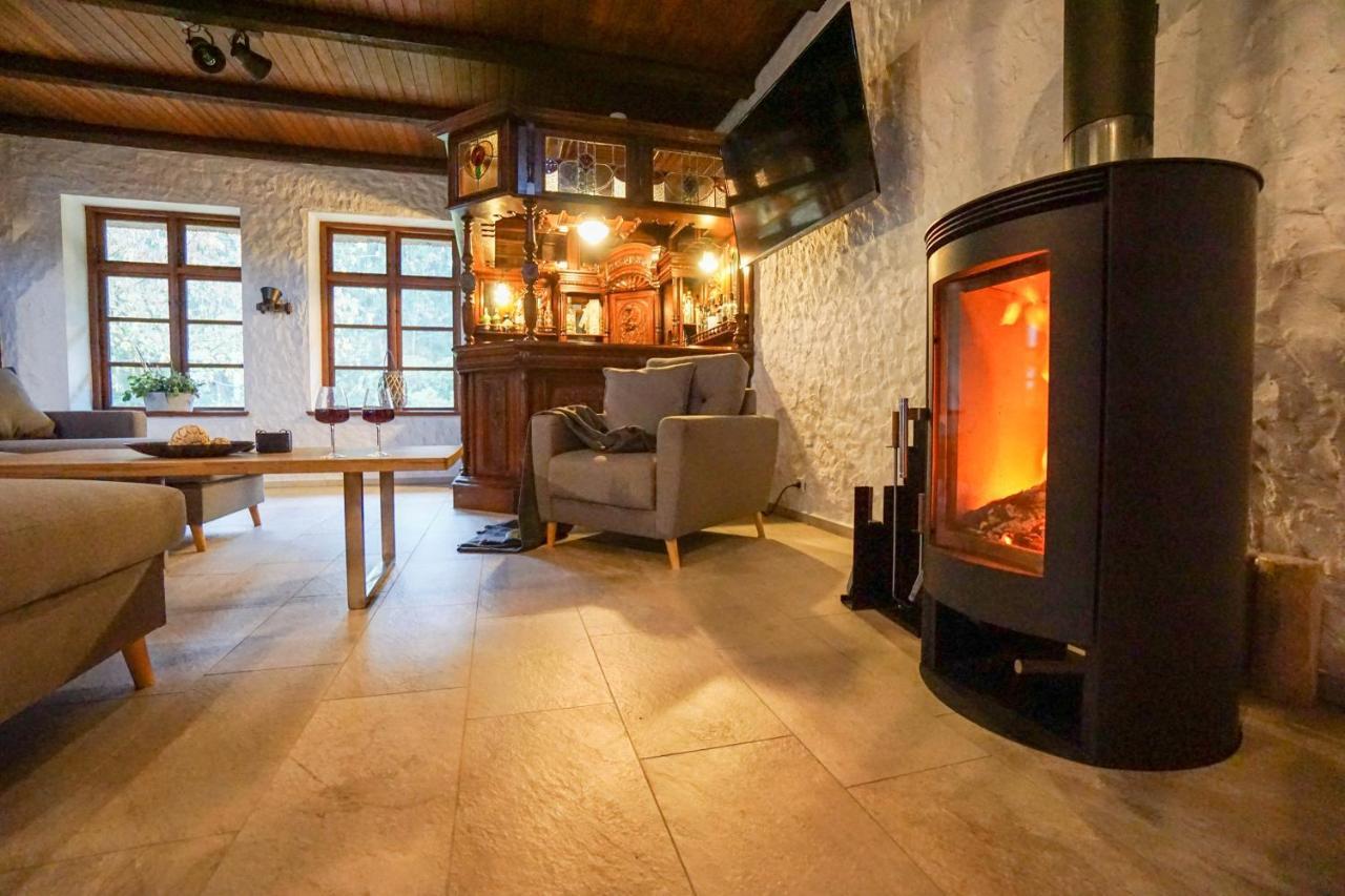Ruhe Unter Reet-Haus Mit Sauna, Whirlpool Und Kamin Gnarrenburg Ngoại thất bức ảnh